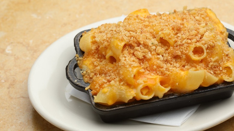 Macaroni and cheese in square dish