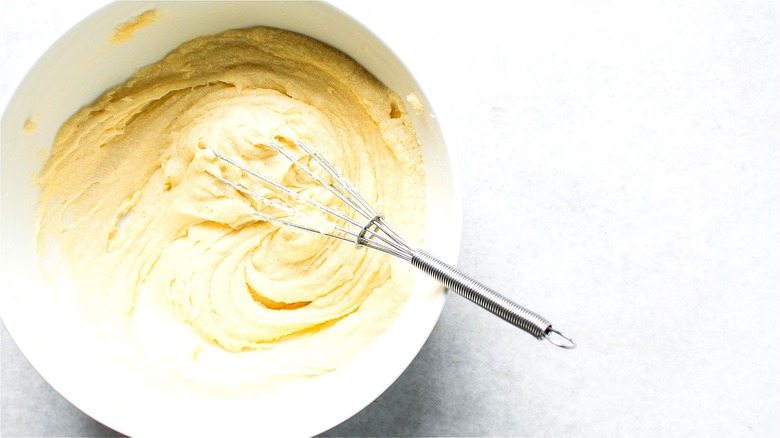 Prepared cake mix in bowl