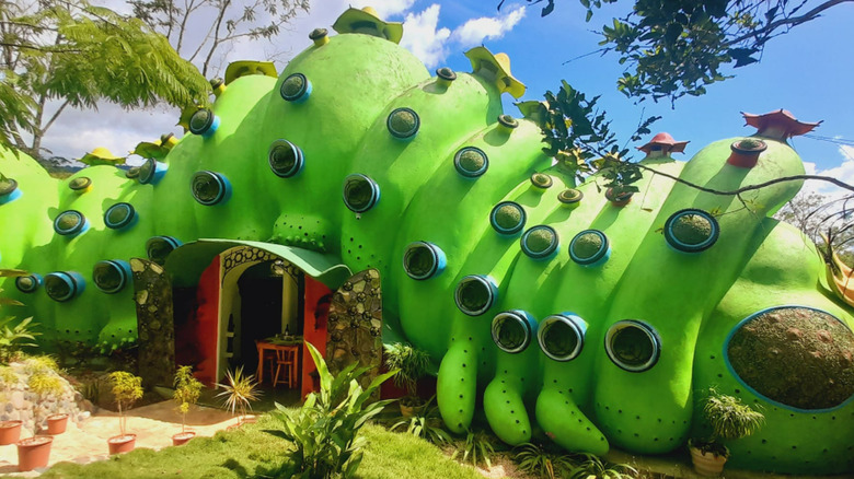 Caterpillar restaurant in Costa Rica