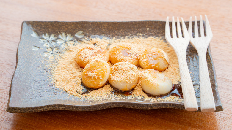 Plate of kinako mochi with forks