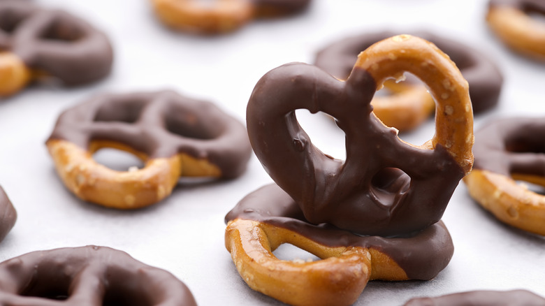 chocolate dipped pretzels