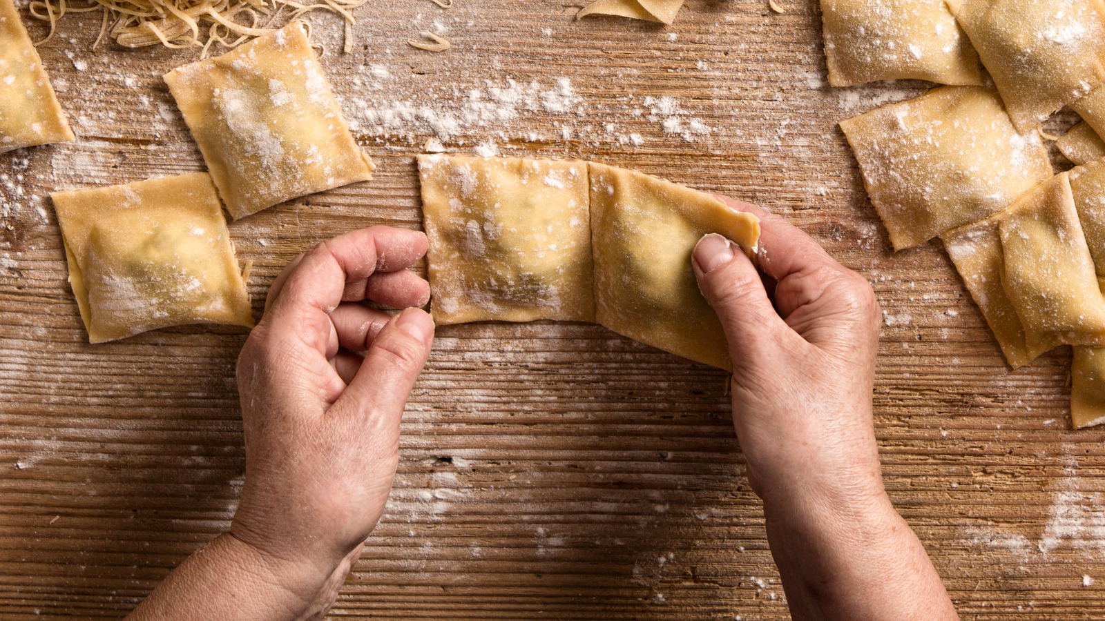 https://www.thedailymeal.com/img/gallery/the-vital-ratio-to-keep-in-mind-for-making-fresh-pasta-like-a-pro/l-intro-1686957507.jpg