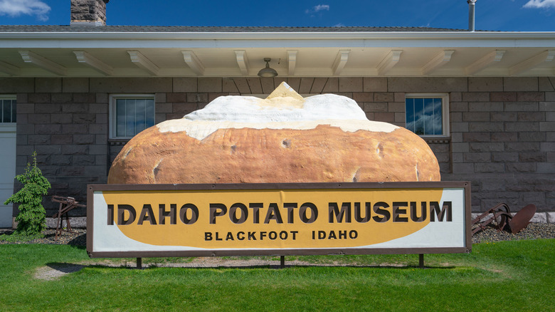 Idaho potato museum front sign