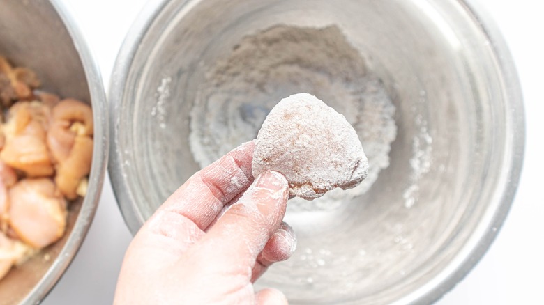 chicken dredged in flour