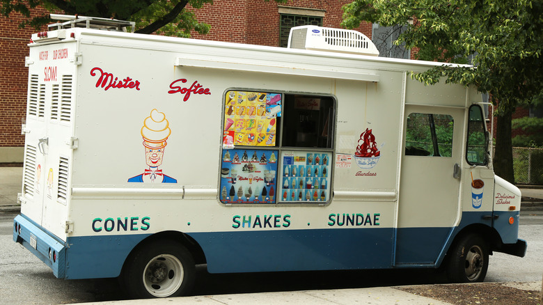 Mister Softee truck