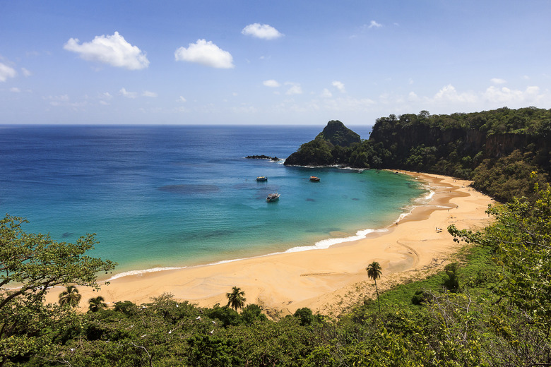 Baía do Sancho (Fernando de Noronha, Brazil)