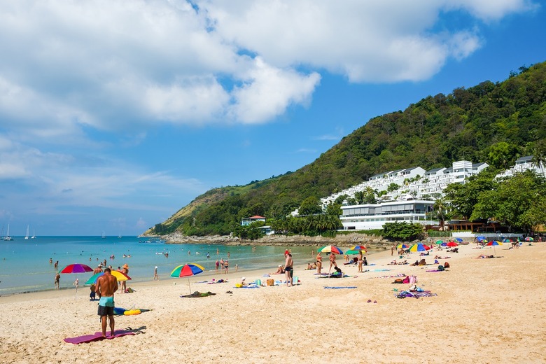 Nai Harn Beach (Phuket, Thailand)