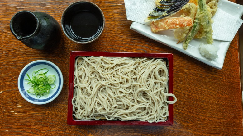 soba noodles with tempura side