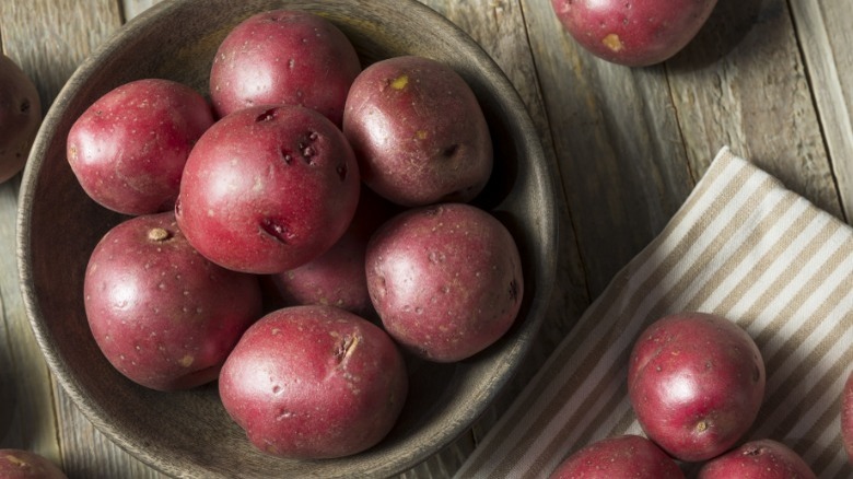 bowl of dakota rose potatoes