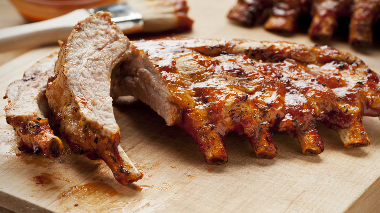 spareribs on a cutting board