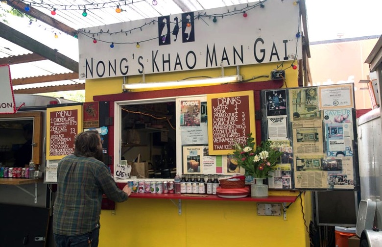 Nong's Khao Man Gai, Portland, Oregon