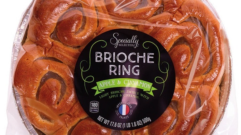 Specially Selected Apple Cinnamon Brioche Ring