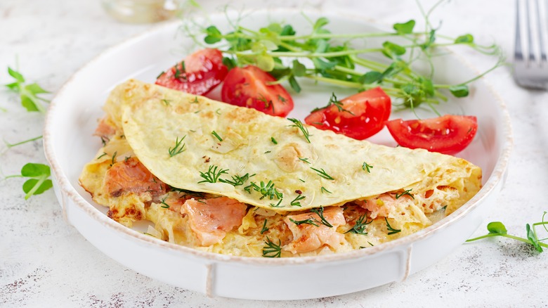 salmon omelet with tomatoes