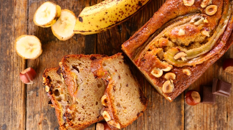 banana bread loaf and banana