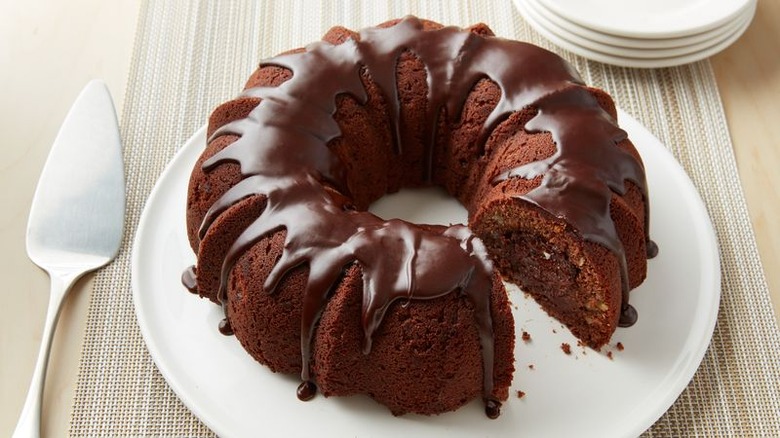 Tunel of Fudge chocolate cake