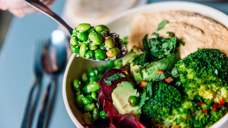 Vegetarian bowl with edamame 