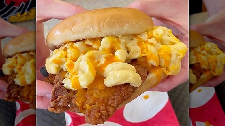 Chick-fil-A sandwich with buffalo sauce and mac and cheese