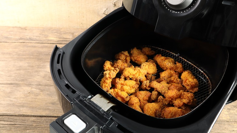 Fried chicken in air fryer