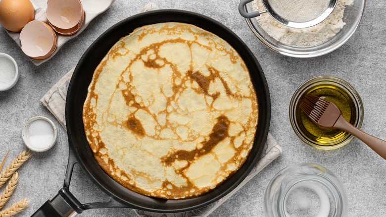 pancake in pan