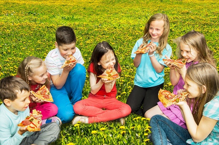 Desk and Dine: Pizza Party Edition