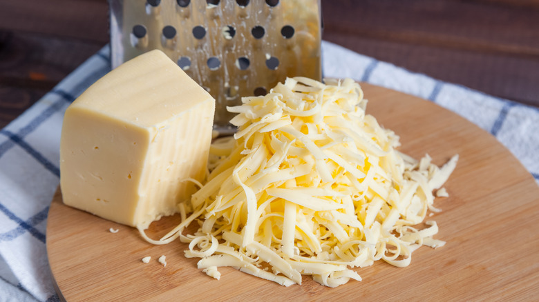 Grated mozzarella cheese