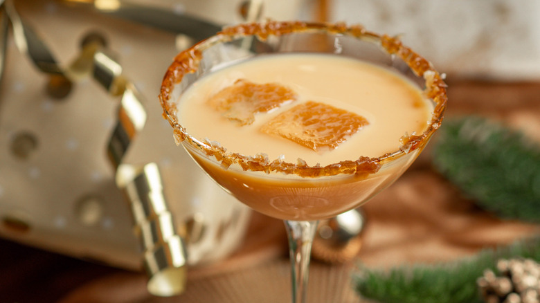 Cocktail with salted caramel rim