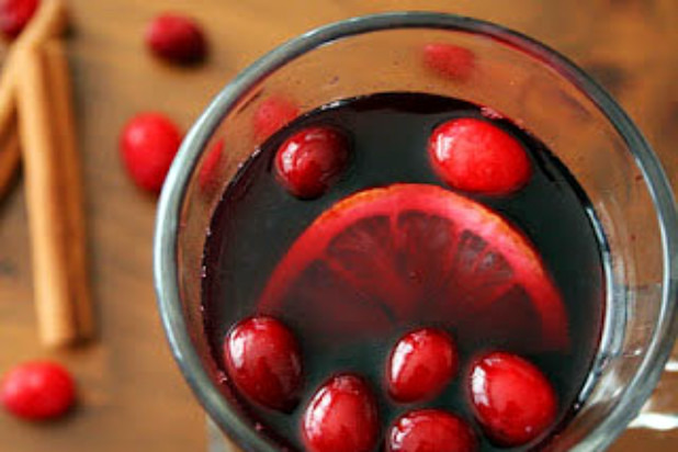  Cranberry Ginger Mulled Wine