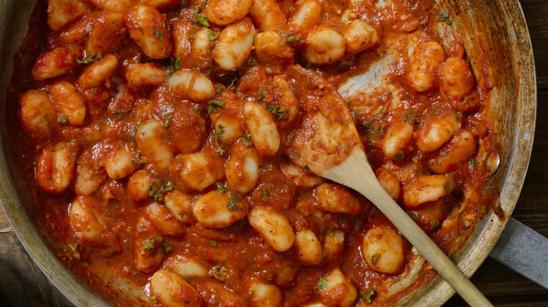 Pan of gnocchi al pomodoro