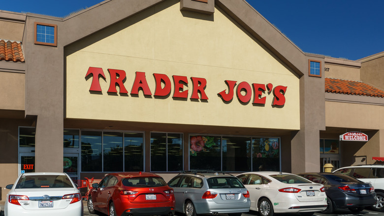 Trader Joe's sign