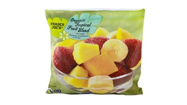 trader joe's organic tropical fruit blend packaging