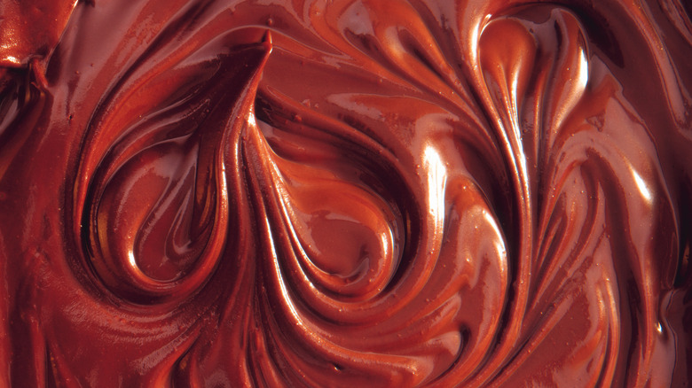 chocolate frosting