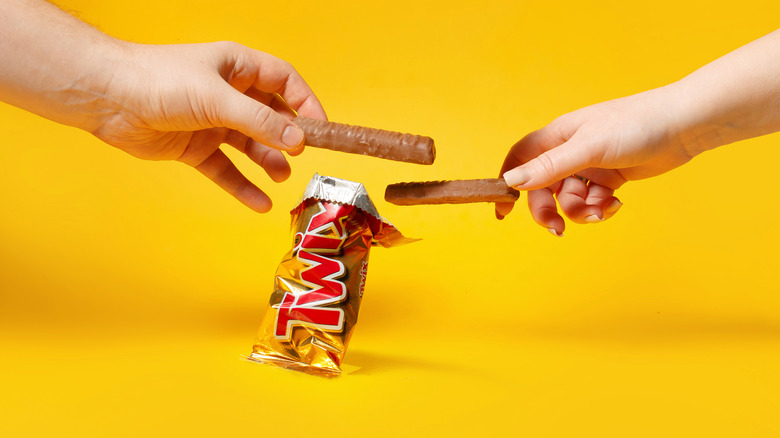 removing twix bars from wrapper