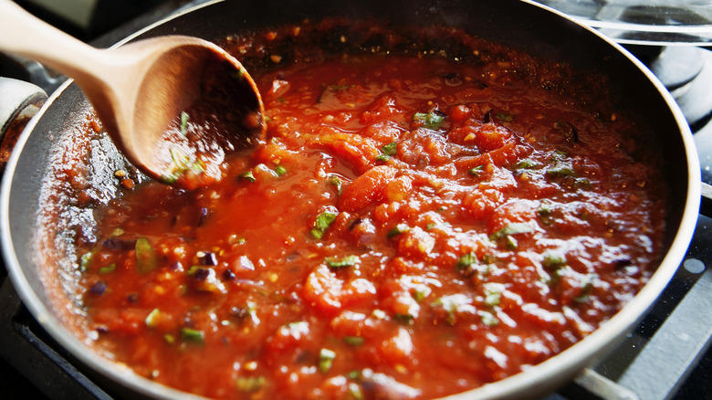 Tomato sauce with chopped basil