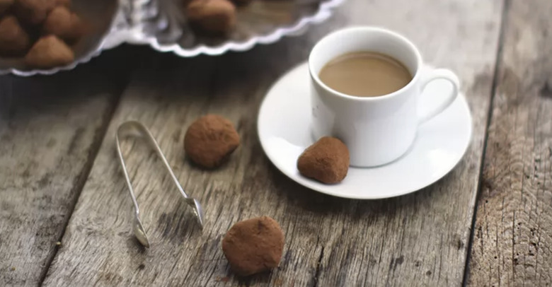 Chocolate Cinnamon Balls