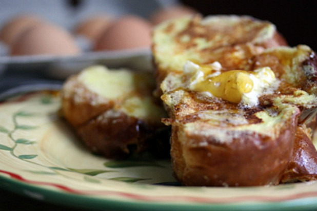 Cornmeal-Crusted French Toast Recipe