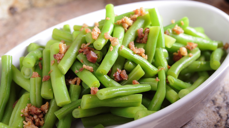 green beans with bacon bits