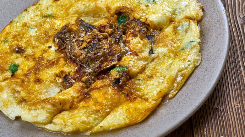 omelet with anchovies