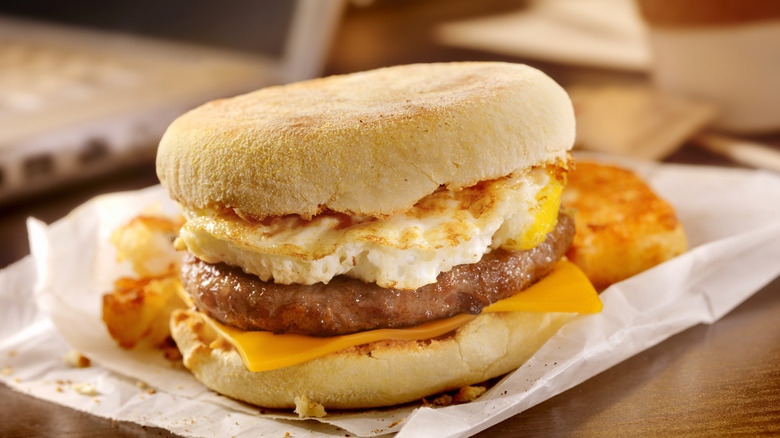 Breakfast sandwich