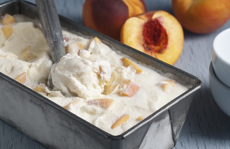 Alabama: Peach ice cream