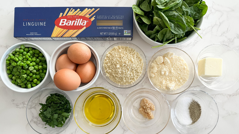 ingredients for vegetarian pea spinach carbonara