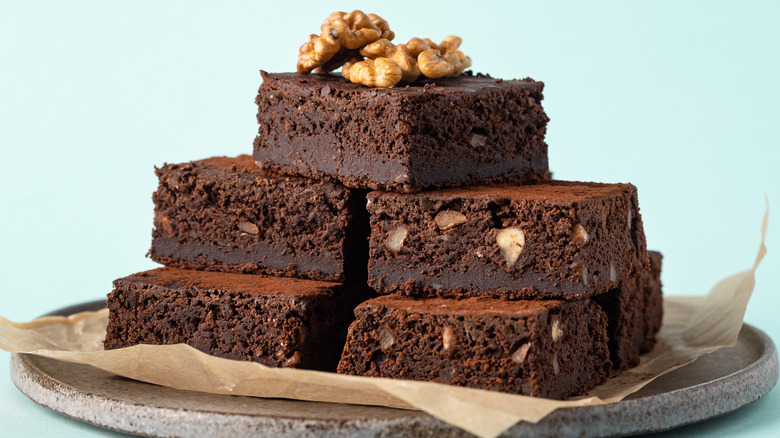 Fudgy brownies with nuts