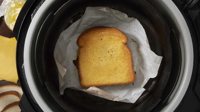 grilled cheese in air fryer