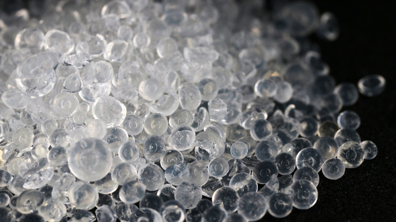 silica gel beads