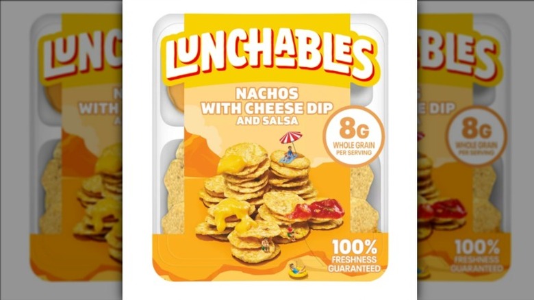 nachos with cheese dip lunchables