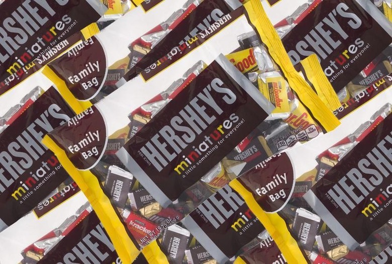 #19 Hershey's Mini Bars