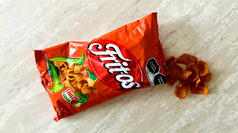 Fritos Chile y Limón open bag