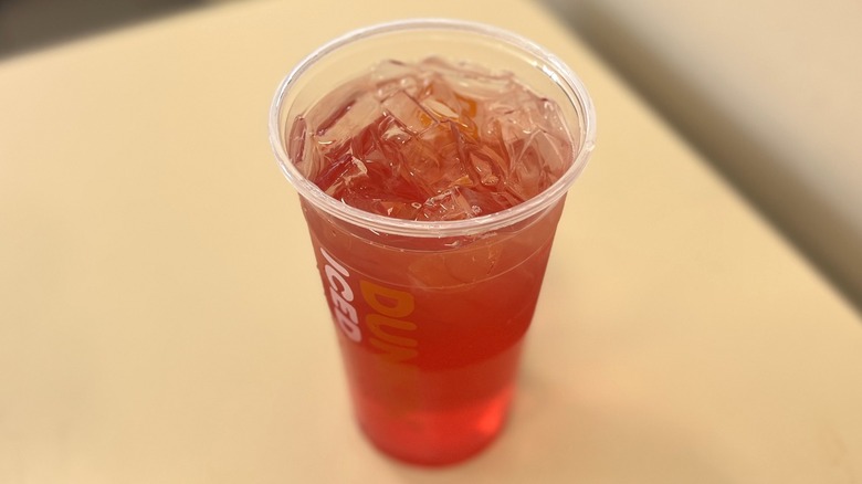 DunKings Mixed Berry Beats Dunkin' Refresher