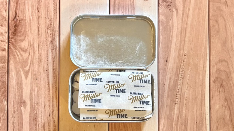 mints in tin 