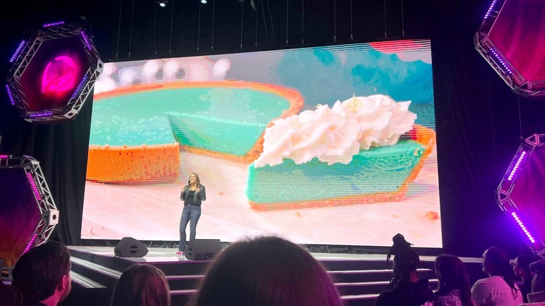 Baja Blast Pie presented at Live Más LIVE