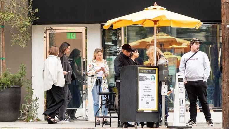 CurbStand valet in Los Angeles